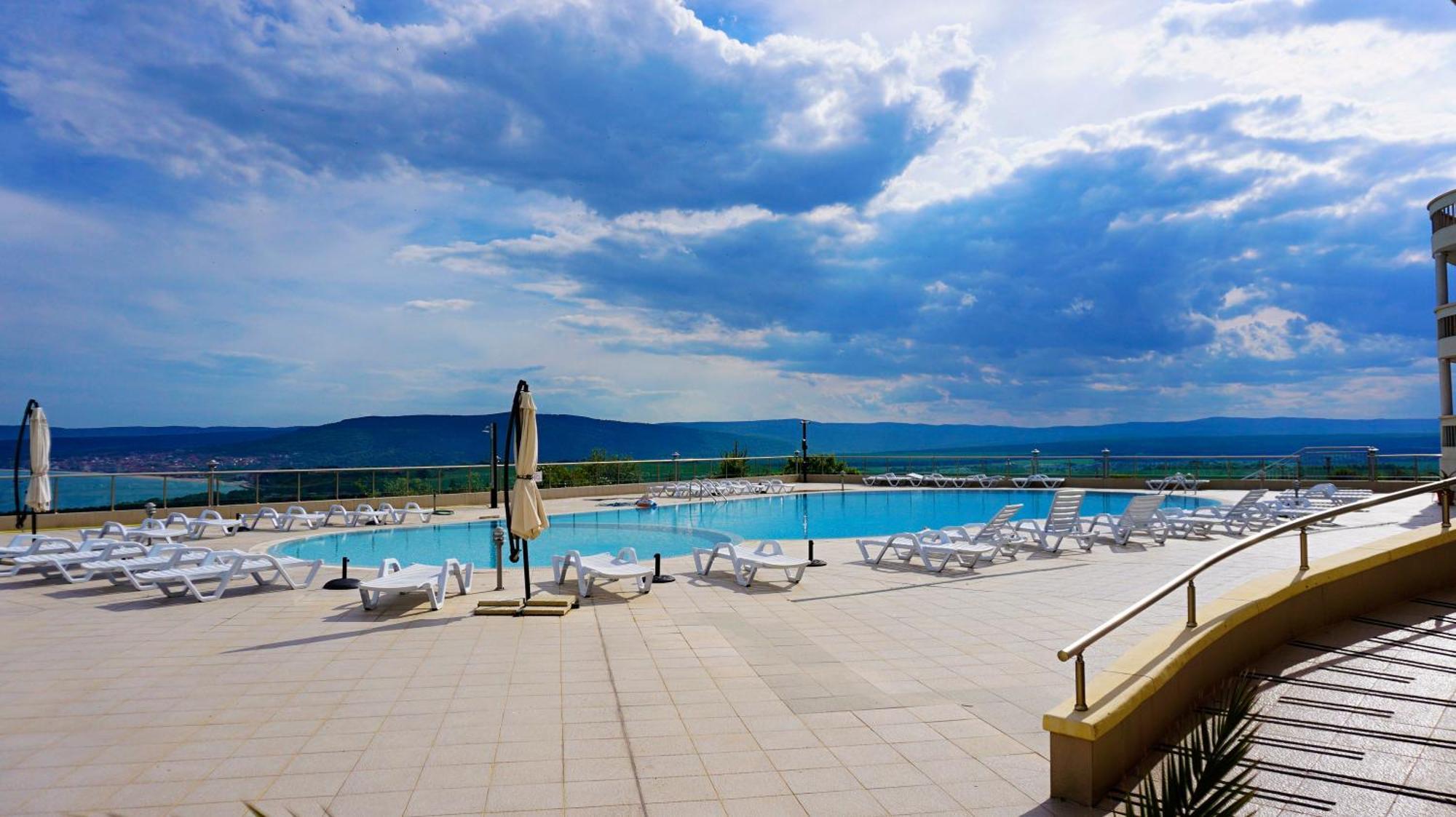 Апартаменти Сънбрийз - Sunbreeze Apartments Byala  Exterior photo