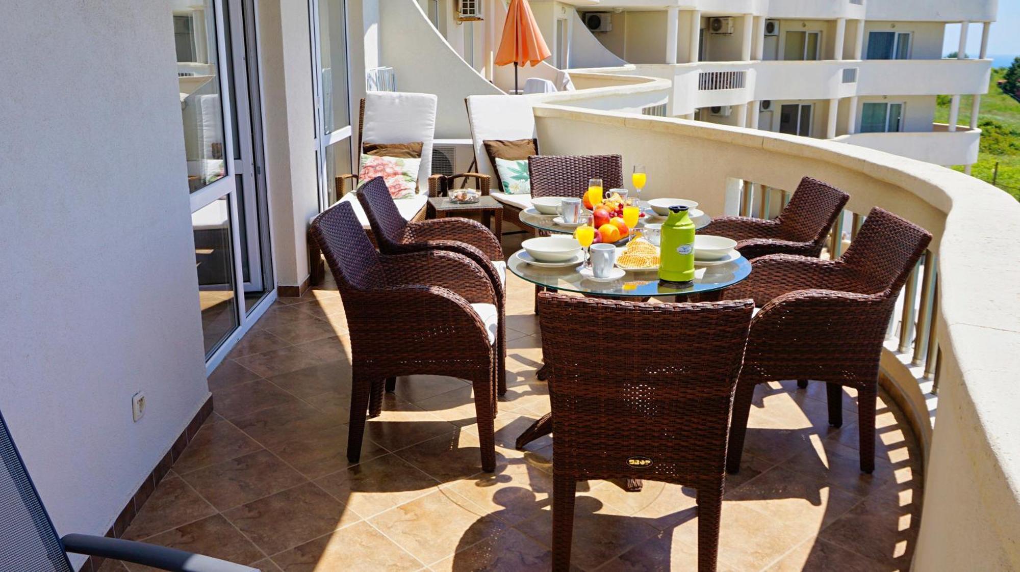 Апартаменти Сънбрийз - Sunbreeze Apartments Byala  Exterior photo