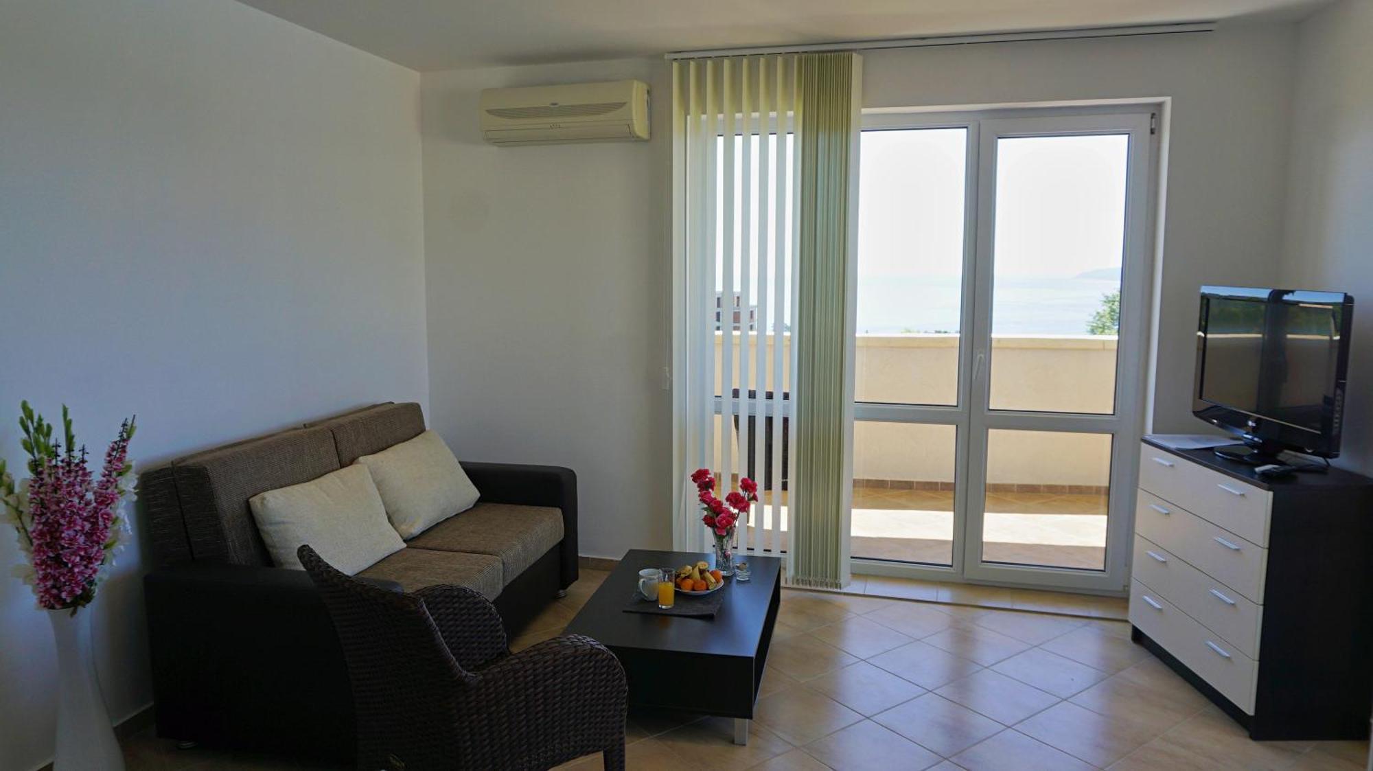 Апартаменти Сънбрийз - Sunbreeze Apartments Byala  Exterior photo